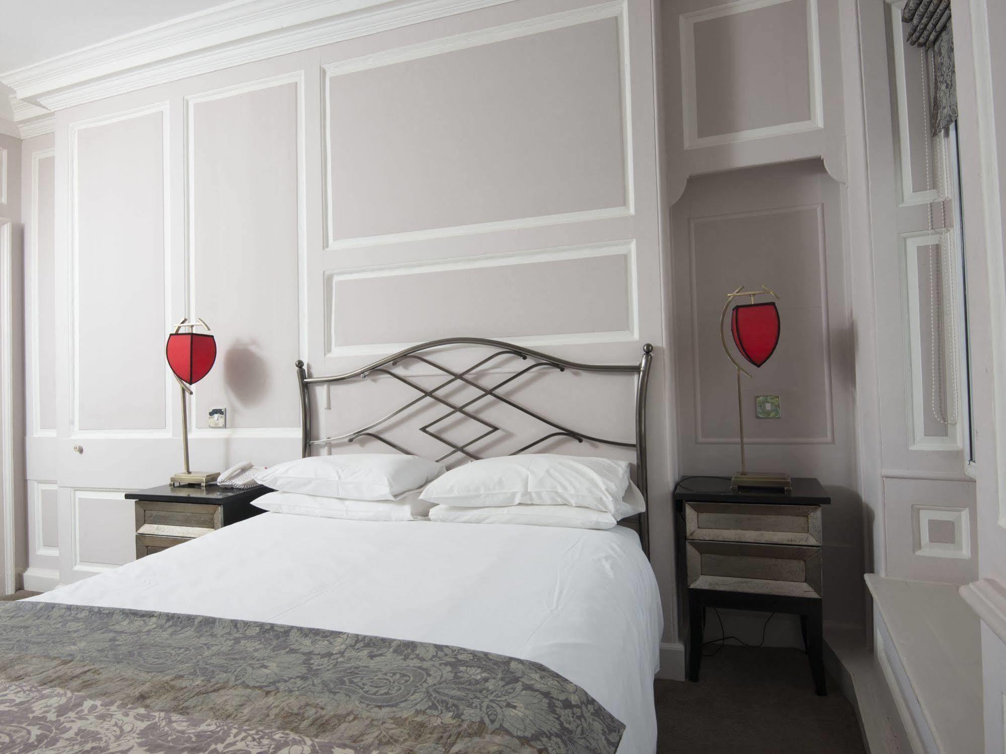 The Spread Eagle Hotel Thame Exteriör bild